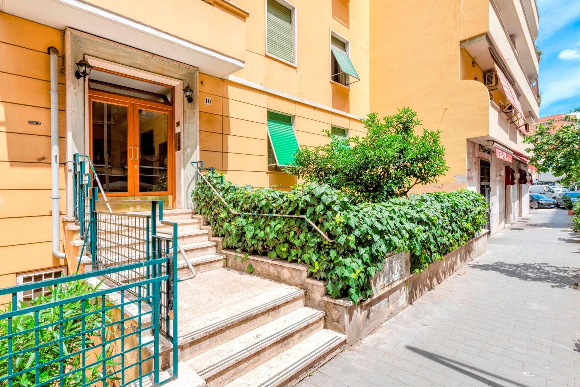 Amy House * Rome